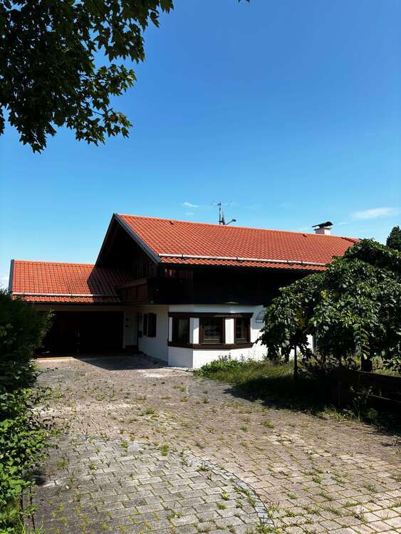 Haus zum Mieten in Wildsteig 1.300 € 190 m²