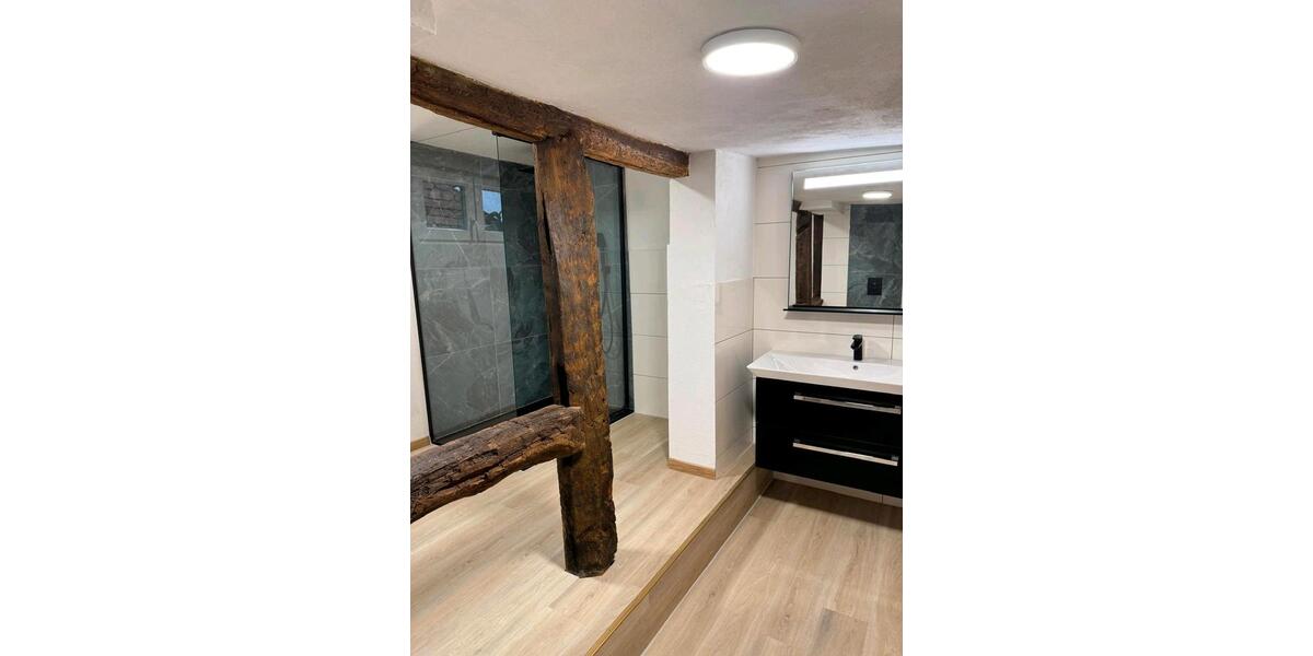 Etagenwohnung Homberg (Ohm) - 4 Zimmer, 105 m&sup2;, 1.000&euro; | Angebot:24853712