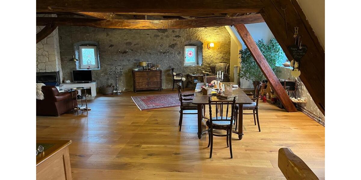 Maisonettenwohnung Hungen - 2.5 Zimmer, 138 m&sup2;, 1.050&euro; | Angebot:26262335