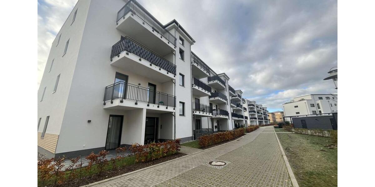 Erdgeschoßwohnung Schwerin Gartenstadt - 2 Zimmer, 70 m&sup2;, 735&euro; | Angebot:24534447
