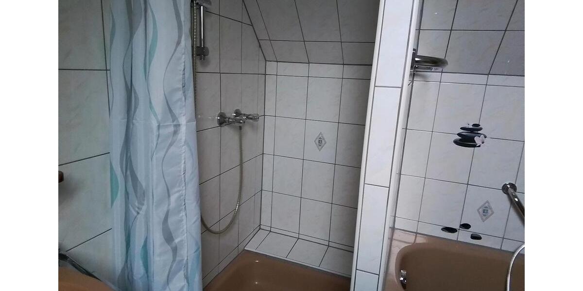 Etagenwohnung Schiffweiler - 2 Zimmer, 90 m&sup2;, 600&euro; | Angebot:24673812