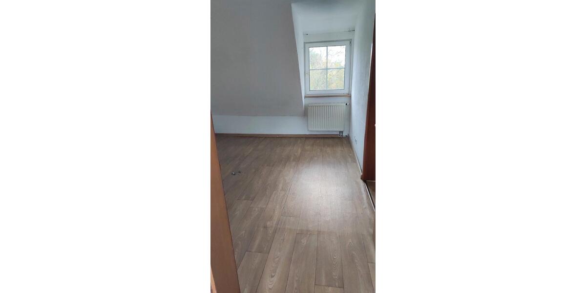 Etagenwohnung Murrhardt - 1 Zimmer, 15 m&sup2;, 299&euro; | Angebot:26491792