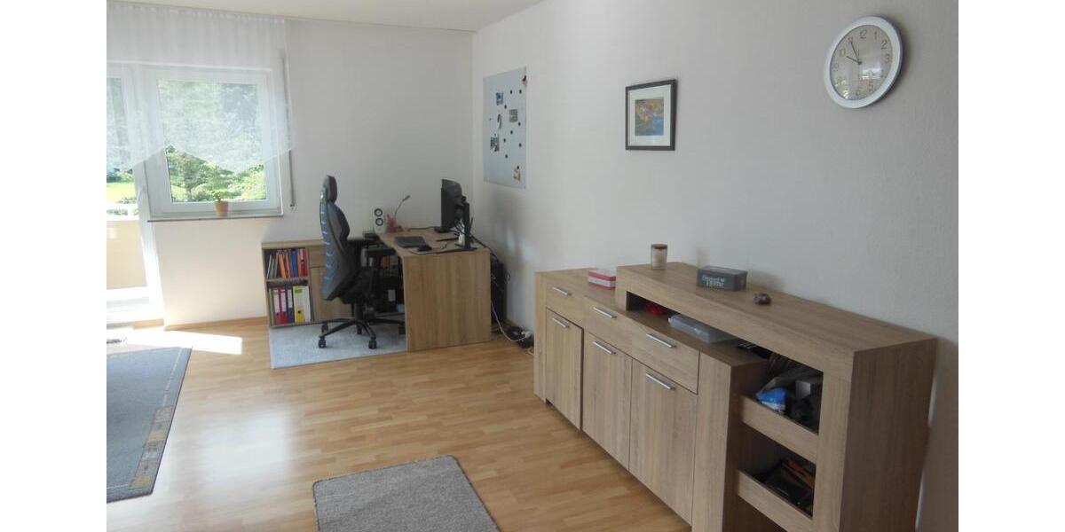 Hochparterre Ilmenau - 1 Zimmer, 48 m&sup2;, 395&euro; | Angebot:26660501