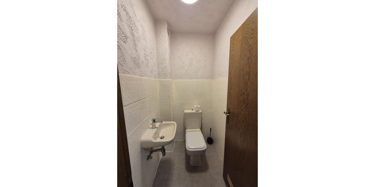 Wohnen auf Zeit Heinsberg - 5 Zimmer, 100 m&sup2;, 600&euro; | Angebot:26063930