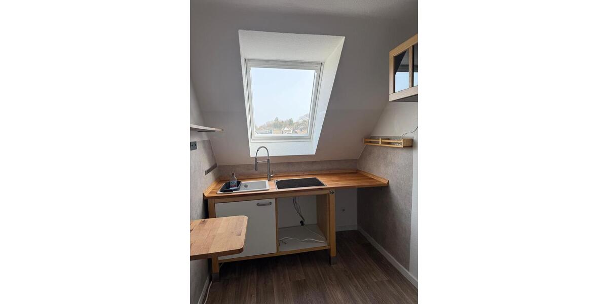 Dachgeschoßwohnung Waldbröl - 2.5 Zimmer, 70 m&sup2;, 450&euro; | Angebot:25867896