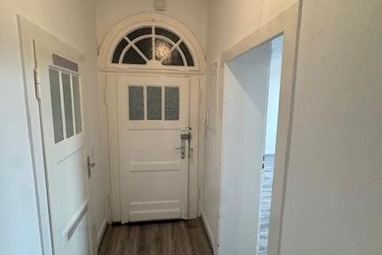 Altbauwohnung mit 3 Zimmern zentral in Krefeld.. zimmer