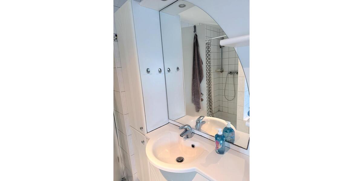 Etagenwohnung Schöneck - 2 Zimmer, 76 m&sup2;, 960&euro; | Angebot:25043535