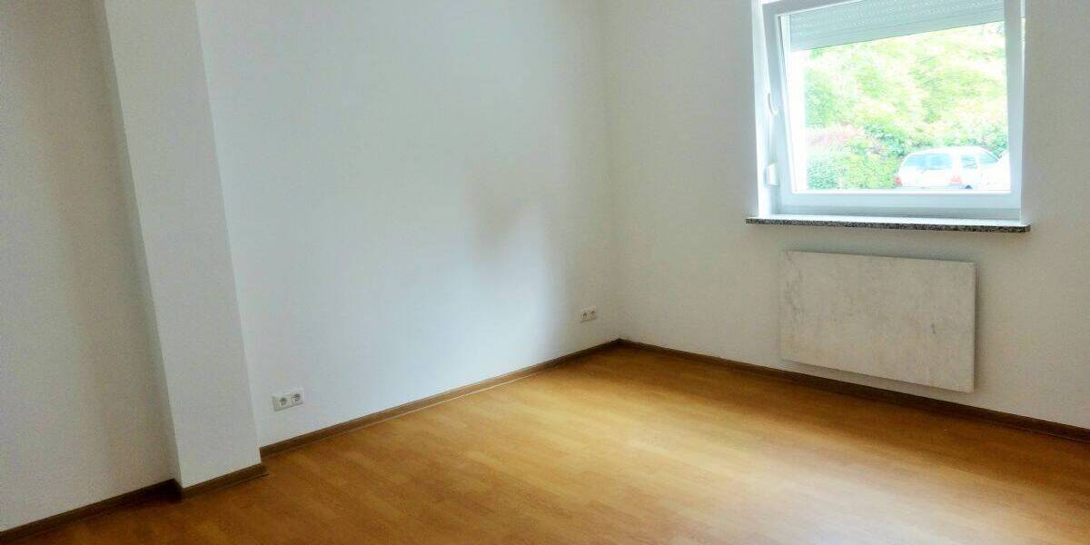 Etagenwohnung Amberg - 3 Zimmer, 92 m&sup2;, 700&euro; | Angebot:26607201