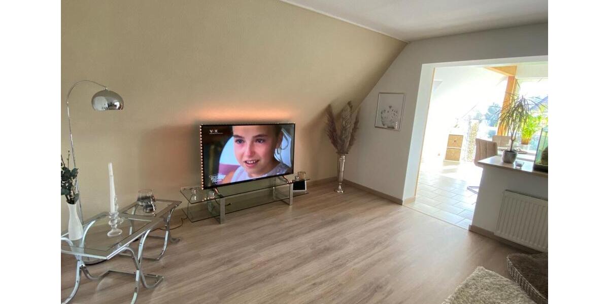 Dachgeschoßwohnung Burg (Dithmarschen) - 3 Zimmer, 102 m&sup2;, 816&euro; | Angebot:25591515