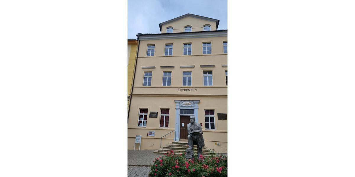 Etagenwohnung Schleiz - 3 Zimmer, 100 m&sup2;, 800&euro; | Angebot:26003734