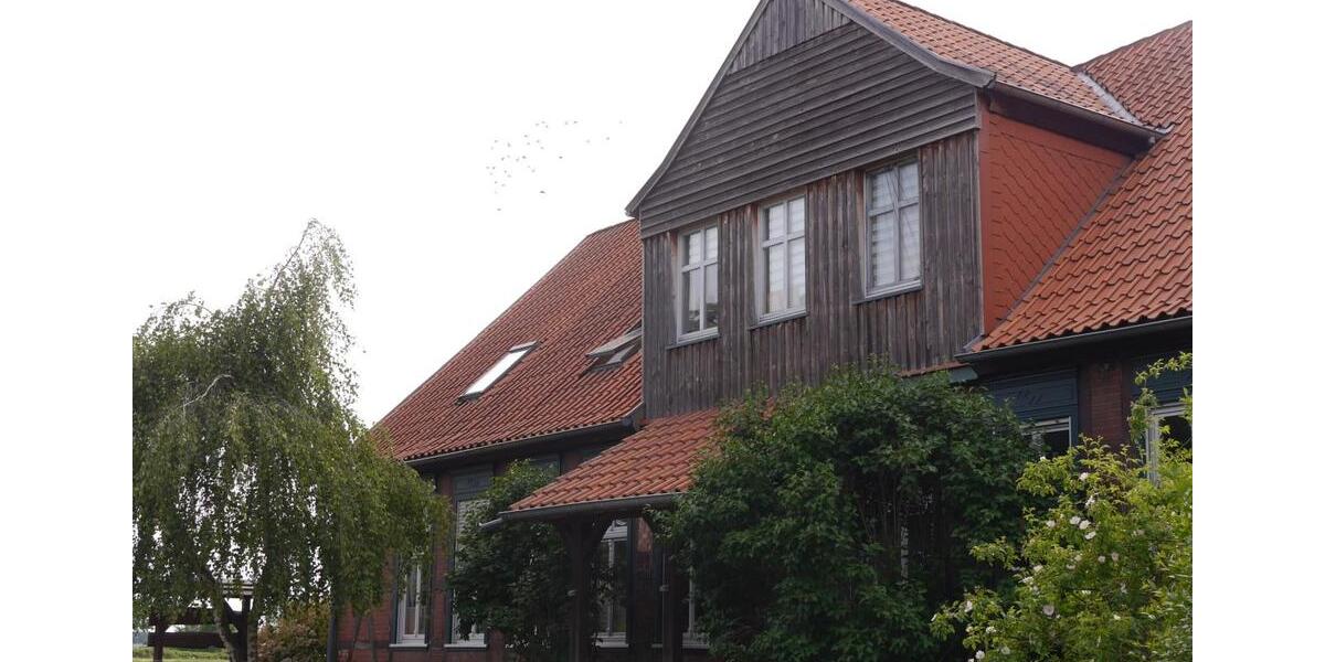 Dachgeschoßwohnung Salzwedel - 4 Zimmer, 106 m&sup2;, 520&euro; | Angebot:26125382
