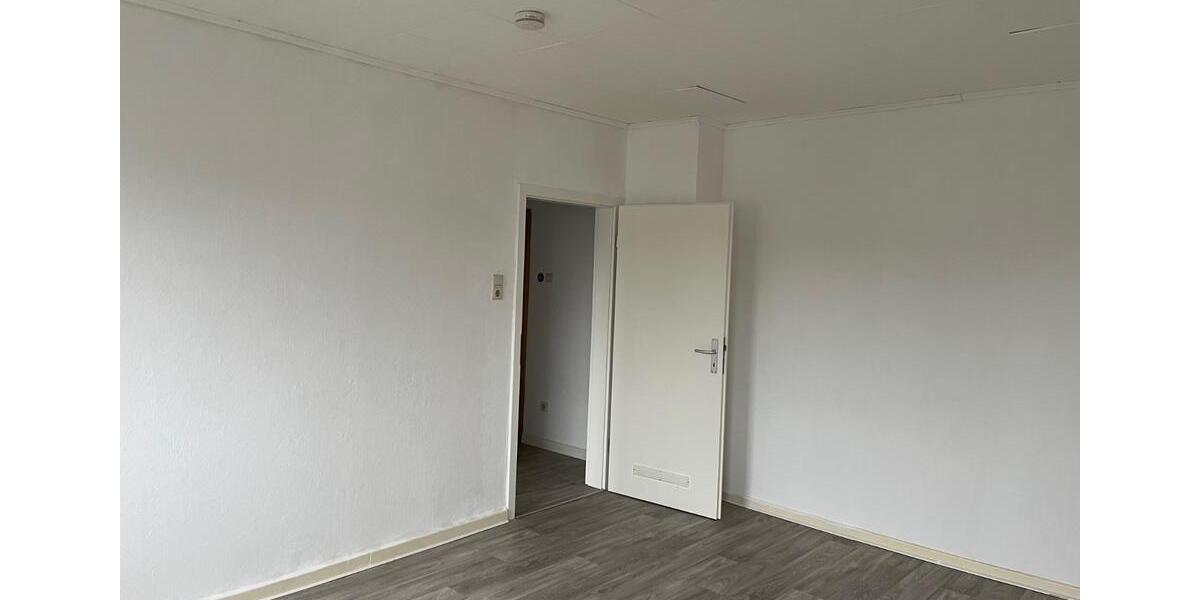 Zentral gelegene 1-Zimmerwohnung mit Wohnküche und Süd-Balkon 1 zimmer
