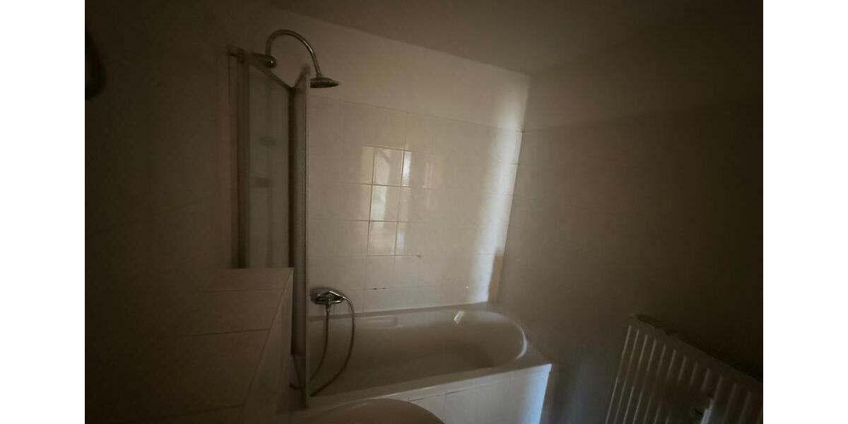 Etagenwohnung Reichenbach im Vogtland - 4 Zimmer, 103 m&sup2;, 539&euro; | Angebot:24522431