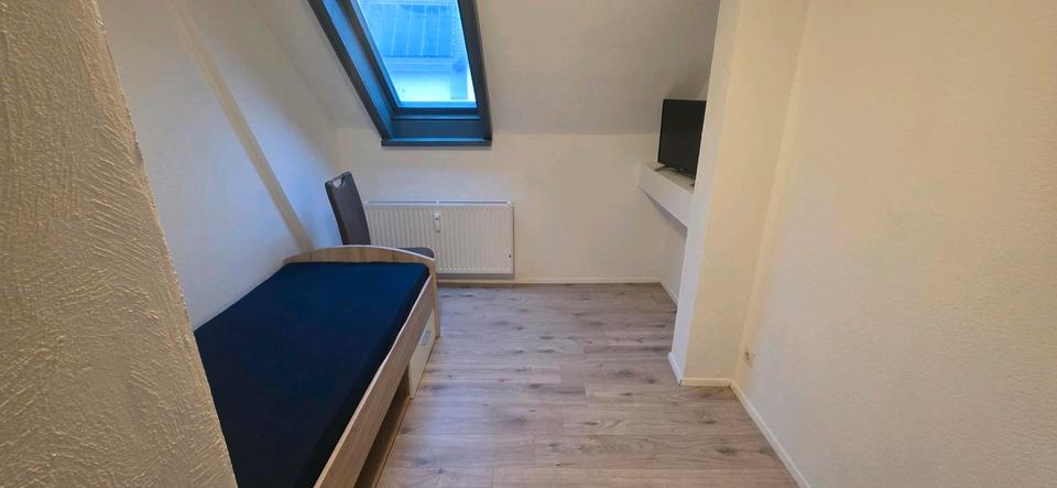 Dachgeschoßwohnung Höhr-Grenzhausen Grenzhausen - 3 Zimmer, 63 m&sup2;, 710&euro; | Angebot:26038600