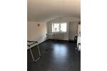 schicke Erdgeschoßwohnung mit Gewölbe in Brauna