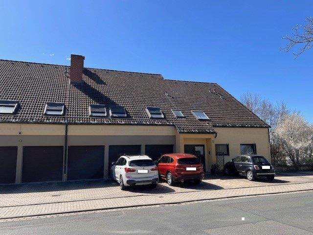 Etagenwohnung Neustadt an der Aisch Neustadt - 3 Zimmer, 86 m&sup2;, 1.100&euro; | Angebot:25690518