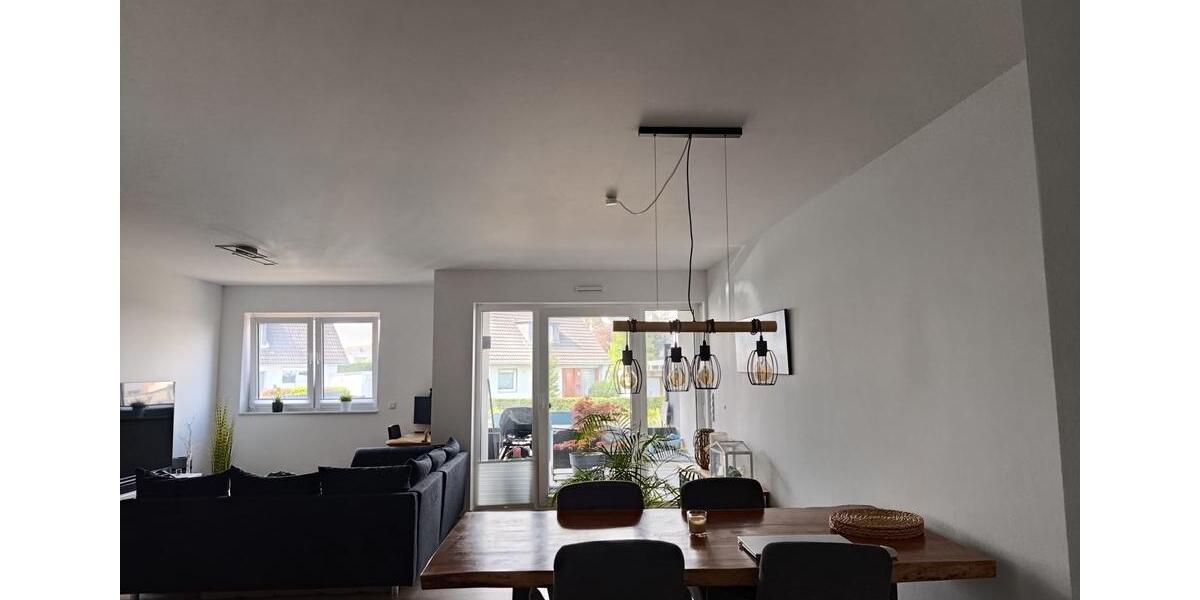 Erdgeschoßwohnung Rheinbach - 2 Zimmer, 83 m&sup2;, 1.090&euro; | Angebot:26617720