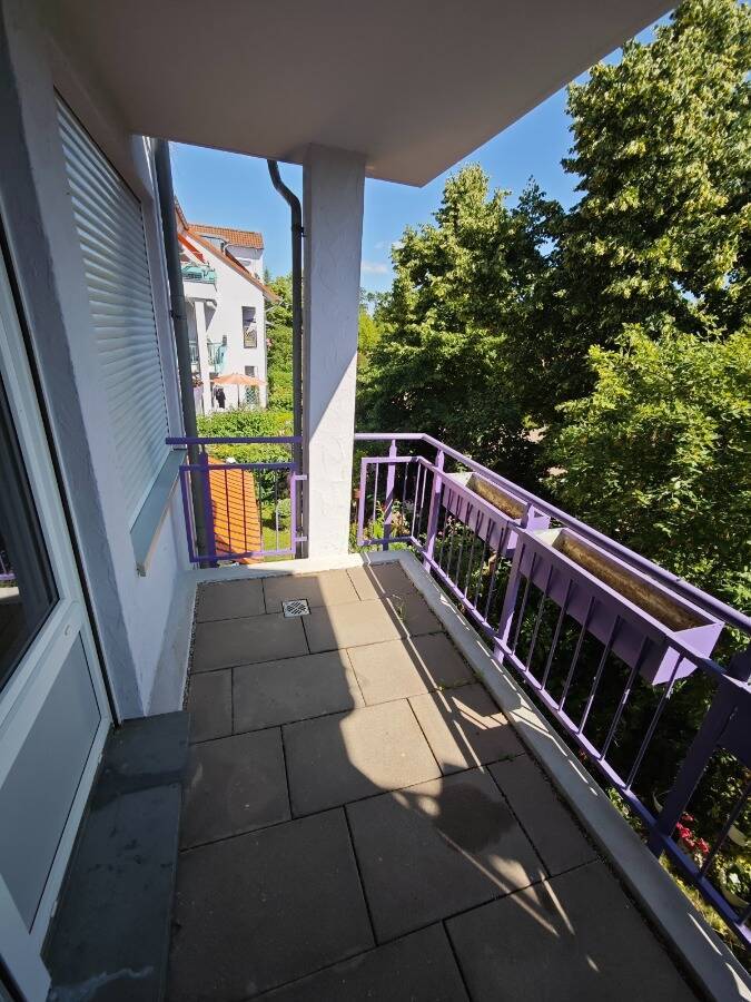 schöne 2-Raum Wohnung mit EBK, Balkon und Stellplatz * sofort frei! 2 zimmer