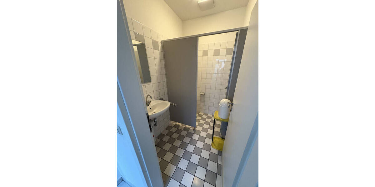 Gewerbeobjekt Dillingen - 1 Zimmer, 90 m&sup2;, 2.060&euro; | Angebot:26081202