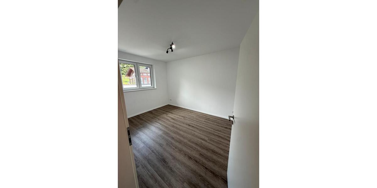 Erdgeschoßwohnung Selters (Westerwald) - 3 Zimmer, 90 m&sup2;, 1.200&euro; | Angebot:26647781