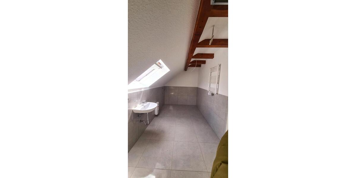 Dachgeschoßwohnung Leer (Ostfriesland) - 3 Zimmer, 62 m&sup2;, 740&euro; | Angebot:26579191