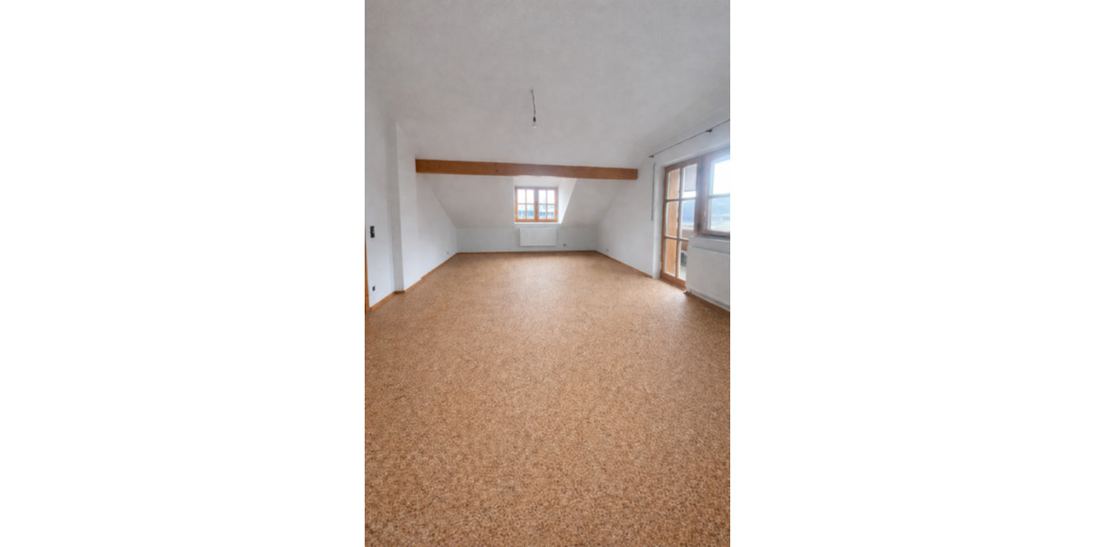 Dachgeschoßwohnung Kollnburg - 2 Zimmer, 95 m&sup2;, 550&euro; | Angebot:25850750