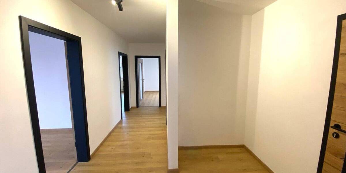 Etagenwohnung Nördlingen - 3 Zimmer, 95 m&sup2;, 1.000&euro; | Angebot:26695369