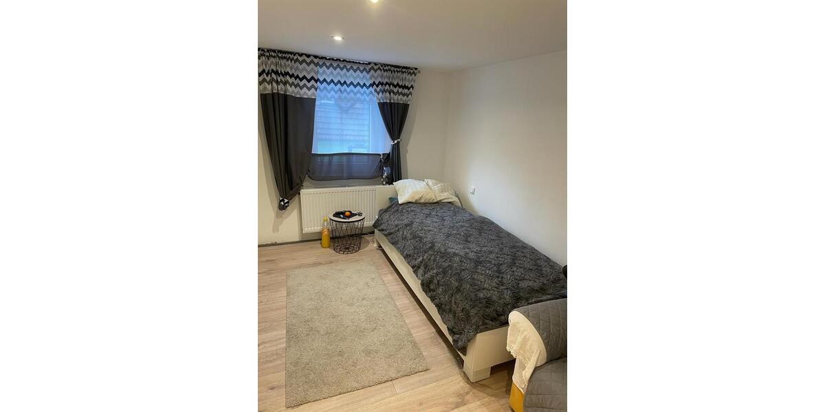 Wohnen auf Zeit Sonnefeld - 3 Zimmer, 100 m&sup2;, 25&euro; | Angebot:26625591