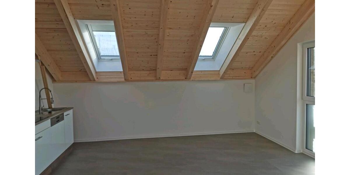 Dachgeschoßwohnung Aurach - 3 Zimmer, 89 m&sup2;, 1.100&euro; | Angebot:26322537