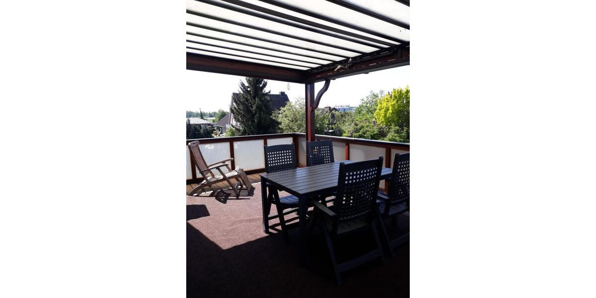 Moderne Wohnung mit überd. Terrasse zum 01.06.26 zu vermieten 4 zimmer