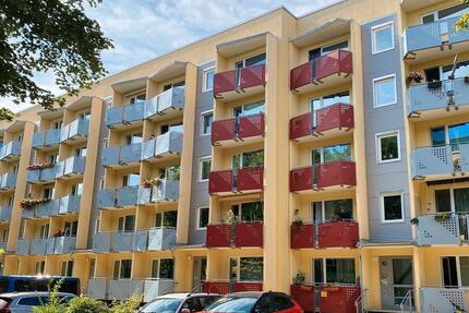 Helle 2-Zimmer-Wohnung mit 2 Balkonen | optional mit SP 2 zimmer