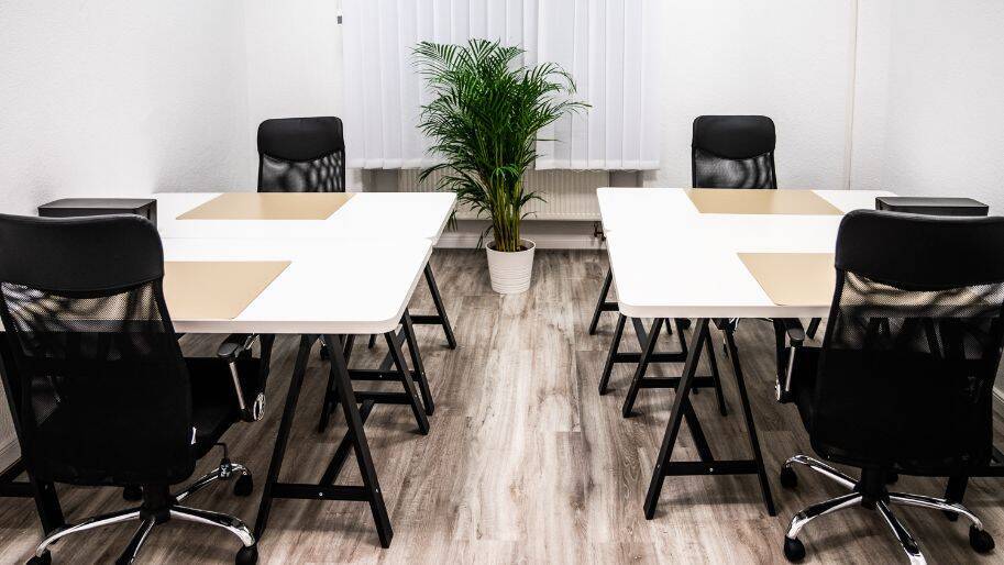 Arbeitsplätze in Berlins erstem Frauen Coworking Space - All-in-Miete