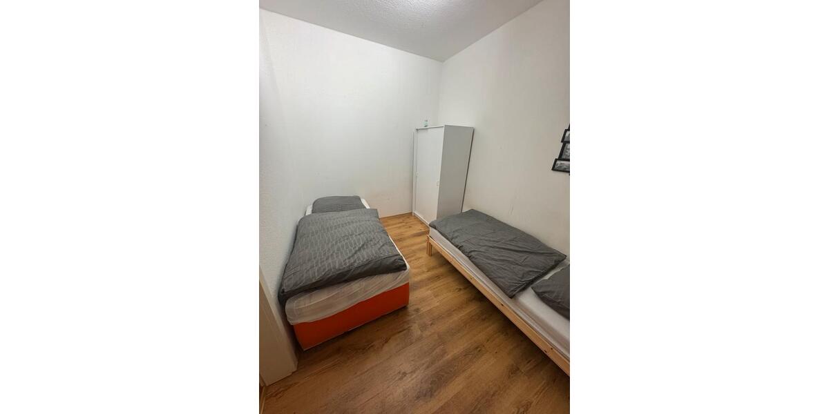 Etagenwohnung Arnstadt - 2 Zimmer, 50 m&sup2;, 25&euro; | Angebot:24662820
