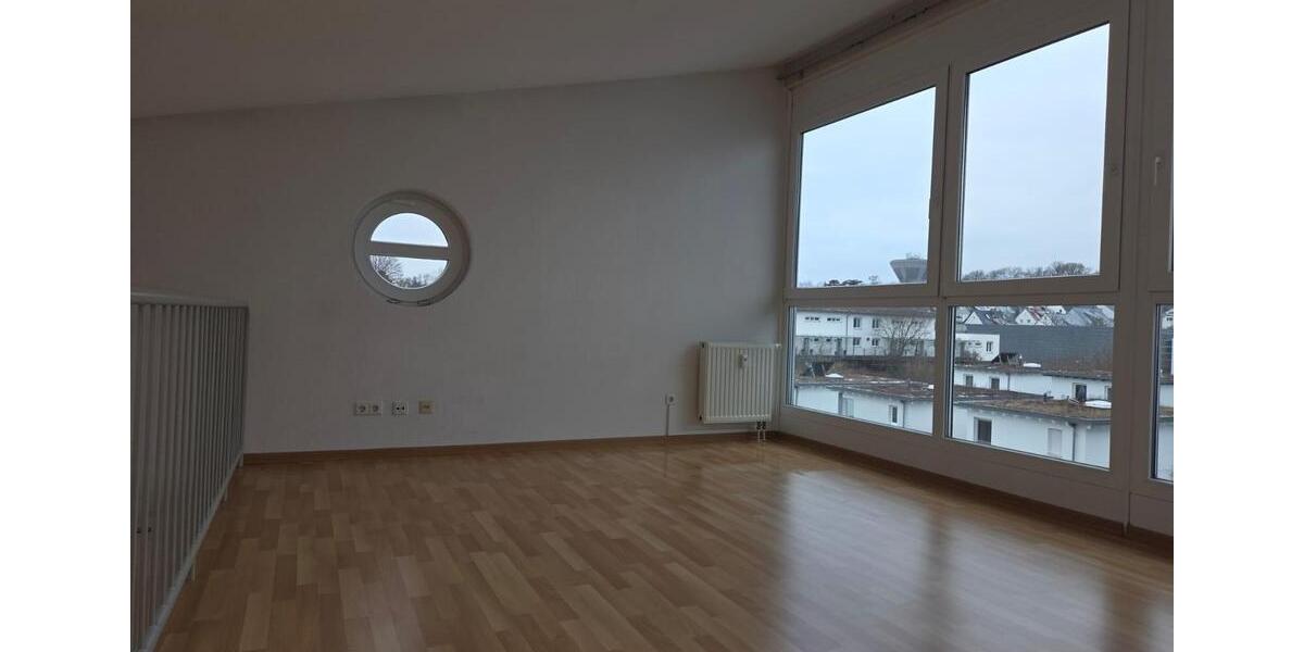 Helle 3,5-Zimmer Galerie Wohnung mit Süd-Balkon in Ludwigsburg 3.5 zimmer