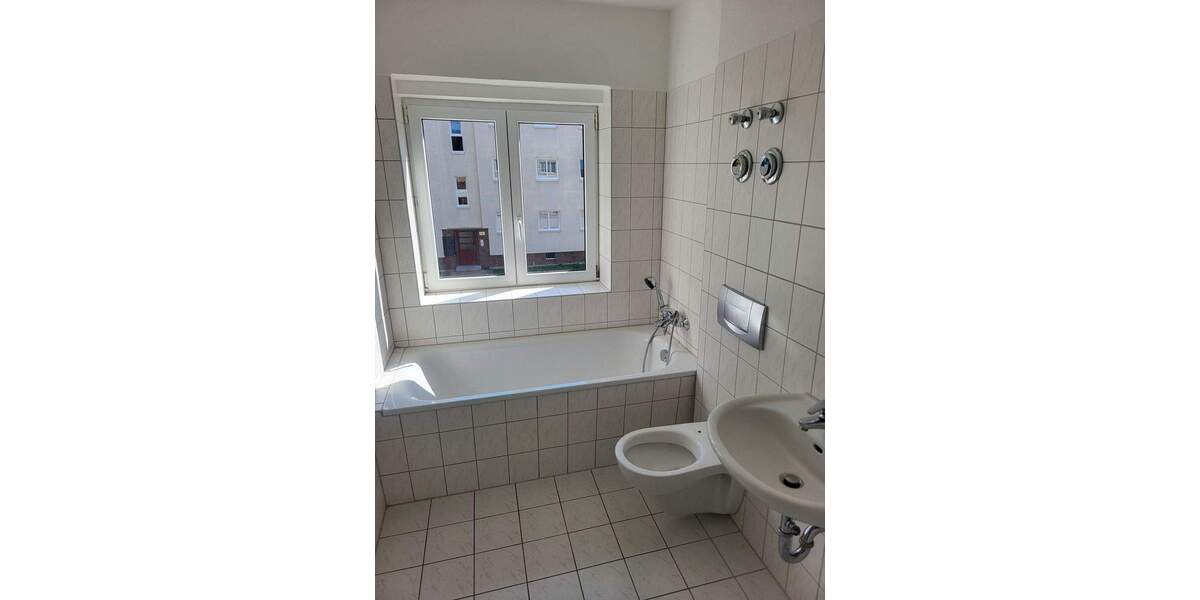 Etagenwohnung Altenburg - 2 Zimmer, 51 m&sup2;, 435&euro; | Angebot:25733275