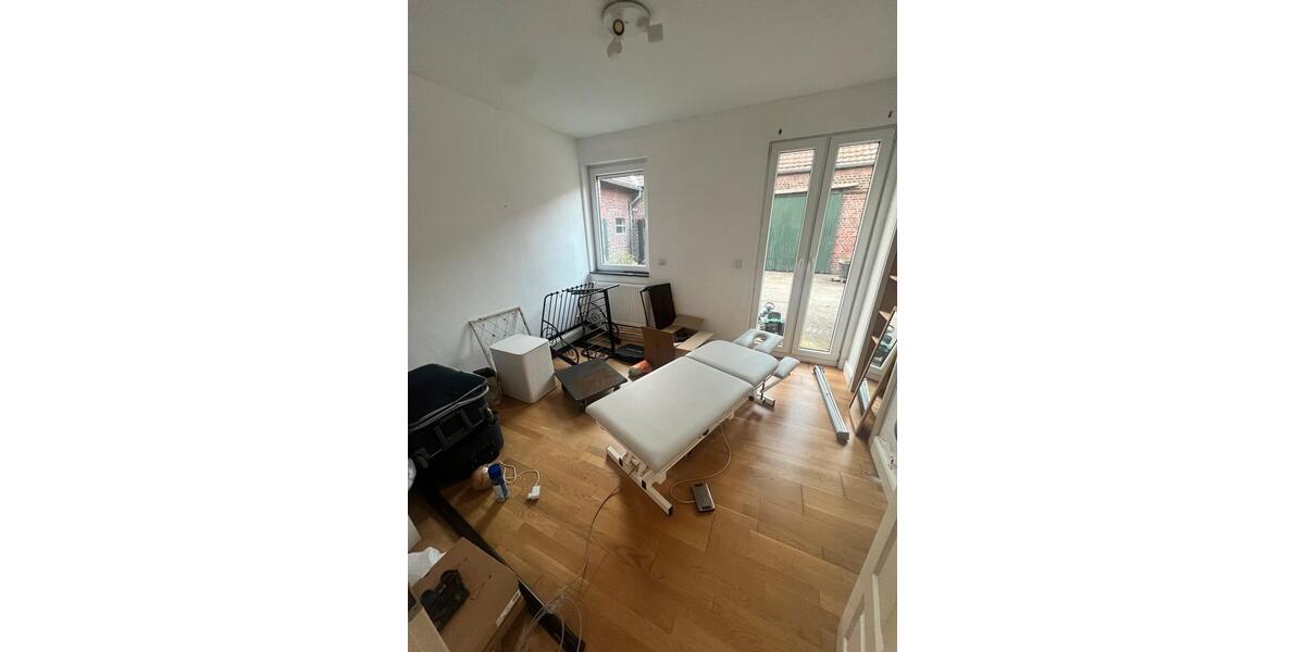 Erdgeschoßwohnung Grefrath - 3.5 Zimmer, 97 m&sup2;, 985&euro; | Angebot:26168987