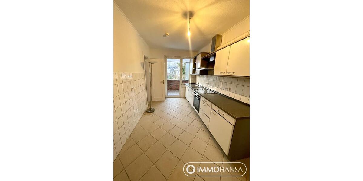 Frisch renovierte 4-Zimmer Wohnung mit Altbau-Charme in zentraler Lage in Uelzen mit Balkon und EBK 4 zimmer