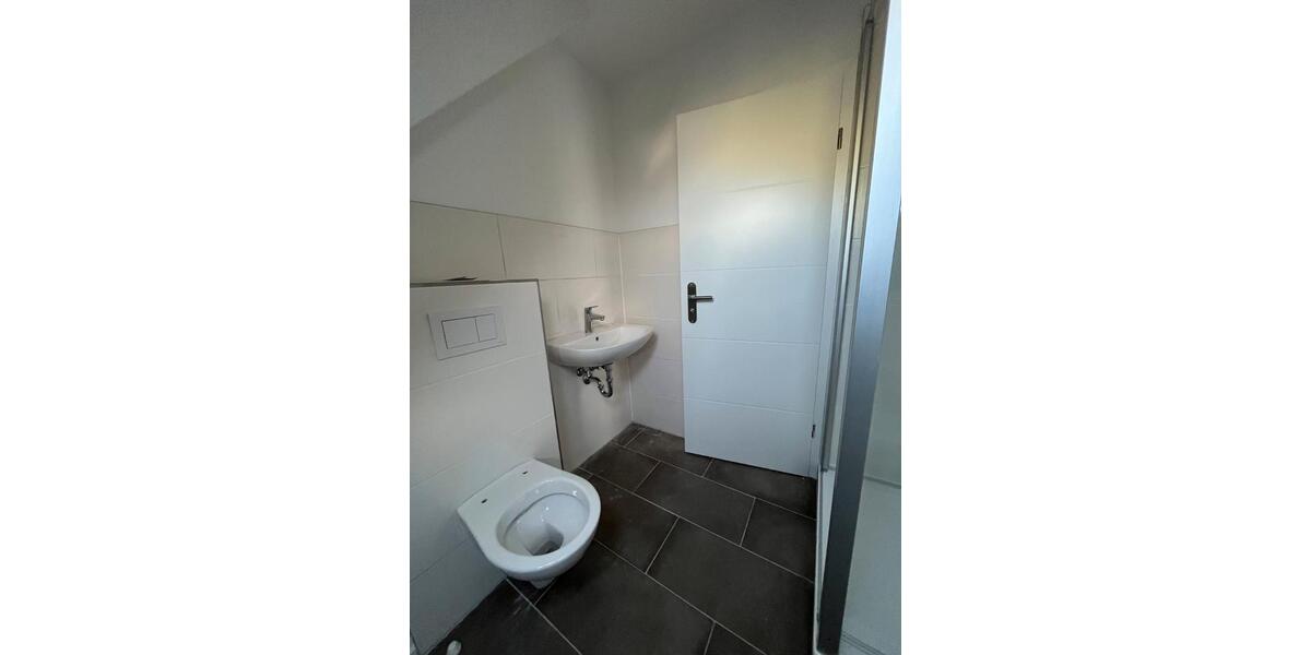 Dachgeschoßwohnung Stralsund - 3 Zimmer, 83 m&sup2;, 820&euro; | Angebot:26477490