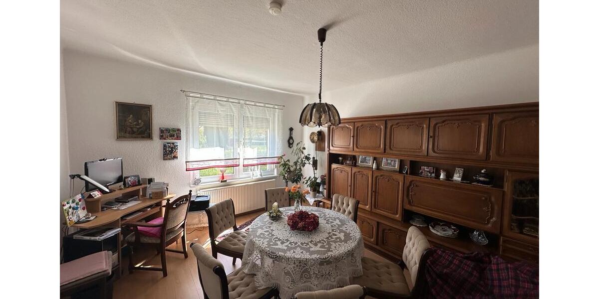 Erdgeschoßwohnung Gardelegen - 3 Zimmer, 74 m&sup2;, 430&euro; | Angebot:26251786