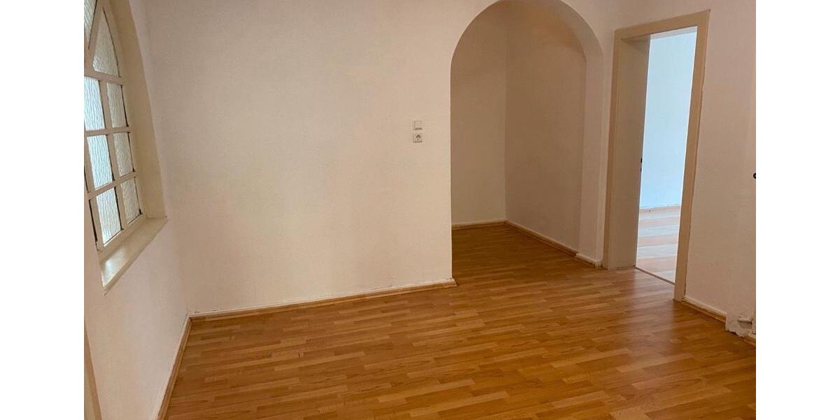 Etagenwohnung Idar-Oberstein Oberstein - 5 Zimmer, 120 m&sup2;, 1.100&euro; | Angebot:26123463