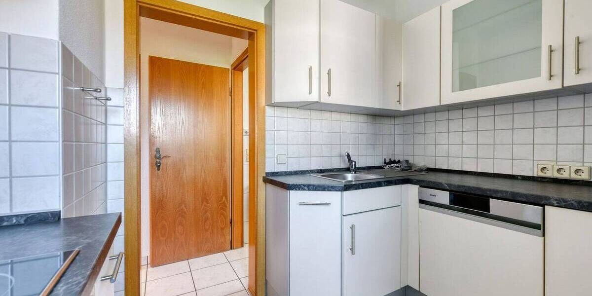 Etagenwohnung Stuttgart Zuffenhausen - 3 Zimmer, 77 m&sup2;, 1.100&euro; | Angebot:26512963
