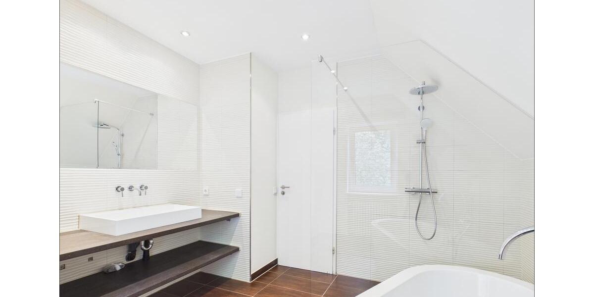 Dachgeschoßwohnung Klingenberg am Main - 6 Zimmer, 174 m&sup2;, 1.680&euro; | Angebot:26634340