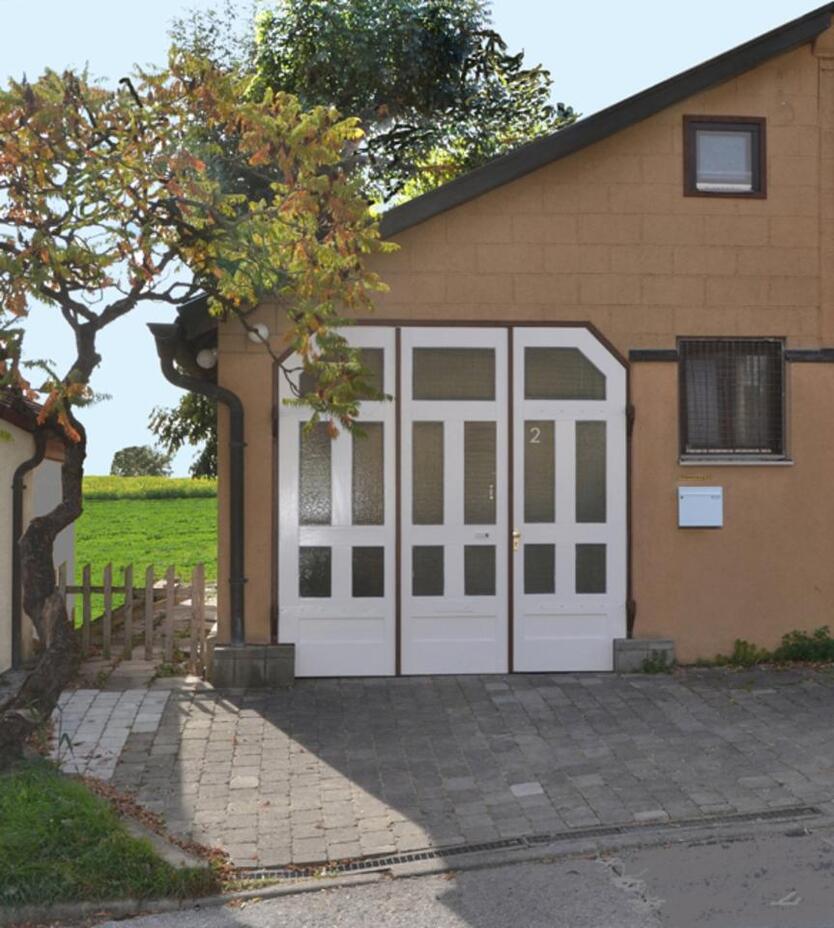 Wohlfühl-Büro oder Praxis, ganz separat mit Aussicht.