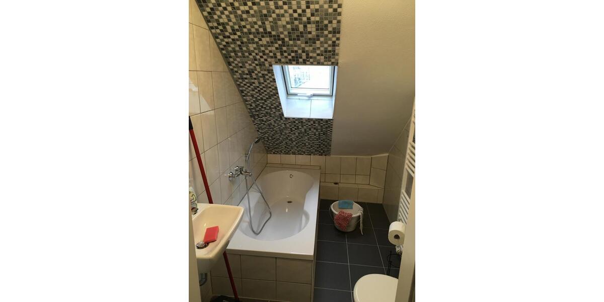 Dachgeschoßwohnung Kirchhain - 2 Zimmer, 66 m&sup2;, 650&euro; | Angebot:25852342