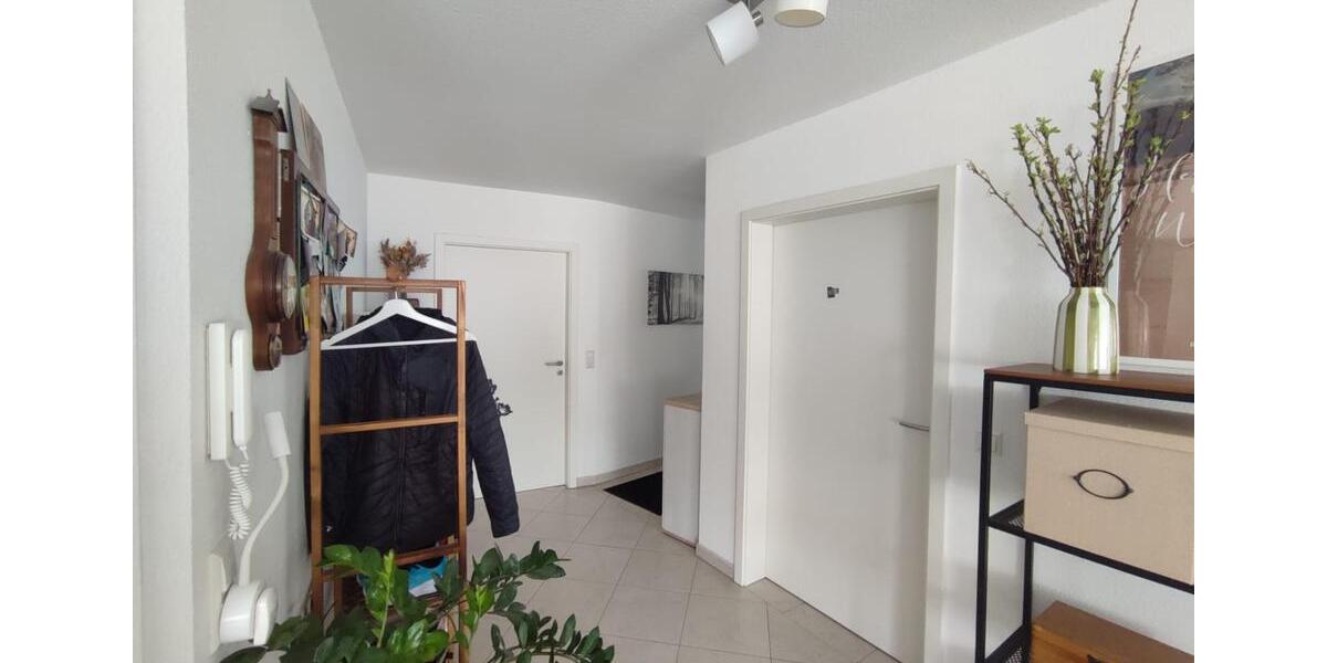 Etagenwohnung Sonnenbühl - 3.5 Zimmer, 117 m&sup2;, 1.075&euro; | Angebot:26247545