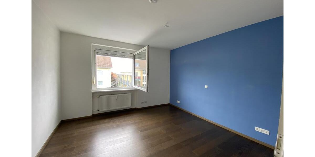 Etagenwohnung Oberursel (Taunus) - 5 Zimmer, 112 m&sup2;, 2.000&euro; | Angebot:26385796