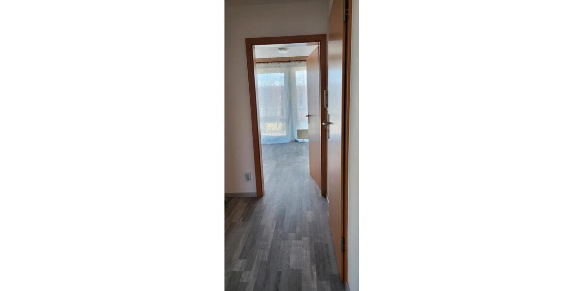Dachgeschoßwohnung Ehningen - 3 Zimmer, 90 m&sup2;, 970&euro; | Angebot:25570912