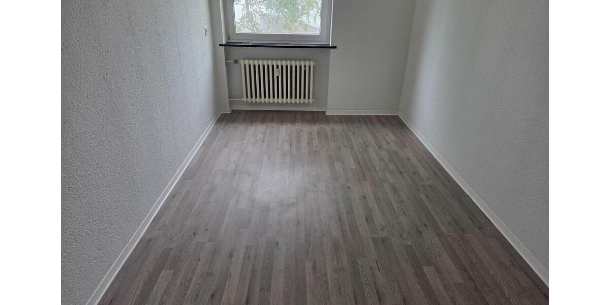 Etagenwohnung Werdohl - 4 Zimmer, 74 m&sup2;, 385&euro; | Angebot:26489444