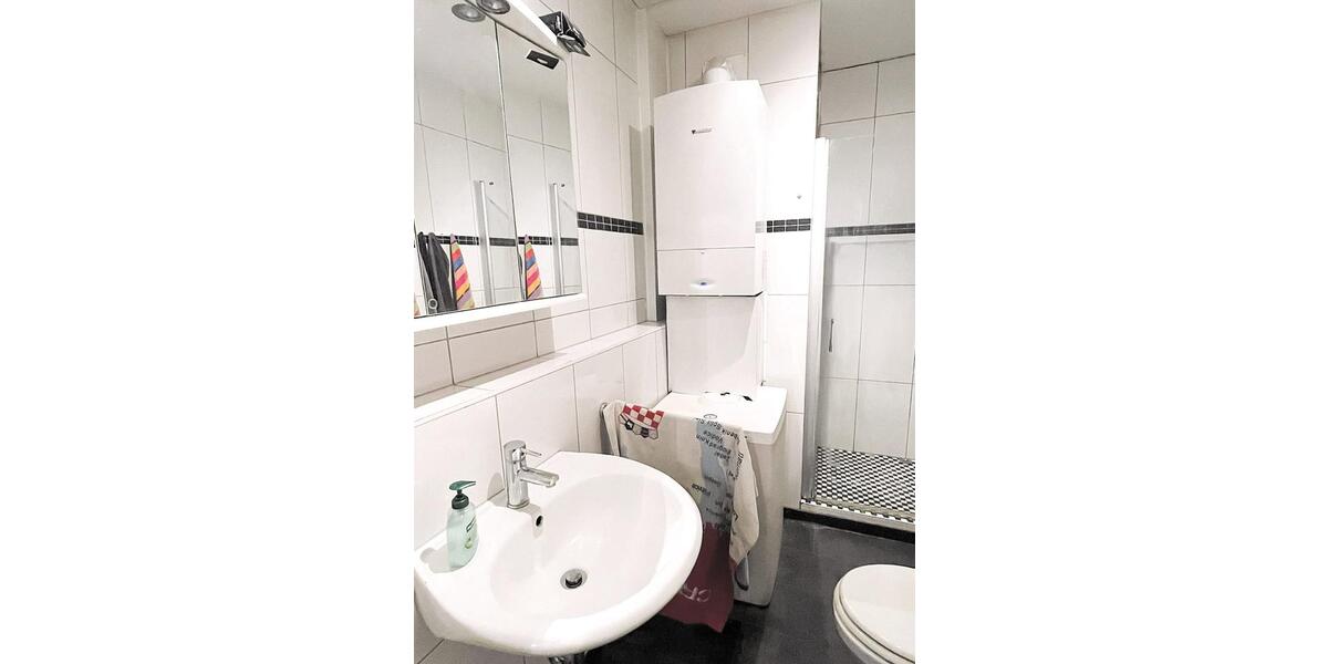 Wohnen auf Zeit Hof Altstadt - 1 Zimmer, 19 m&sup2;, 370&euro; | Angebot:25660278