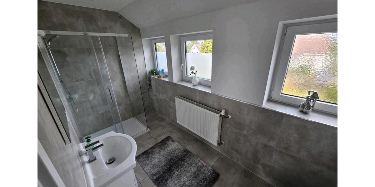 Wohnen auf Zeit Lauenau - 2 Zimmer, 60 m&sup2;, 30&euro; | Angebot:24368055